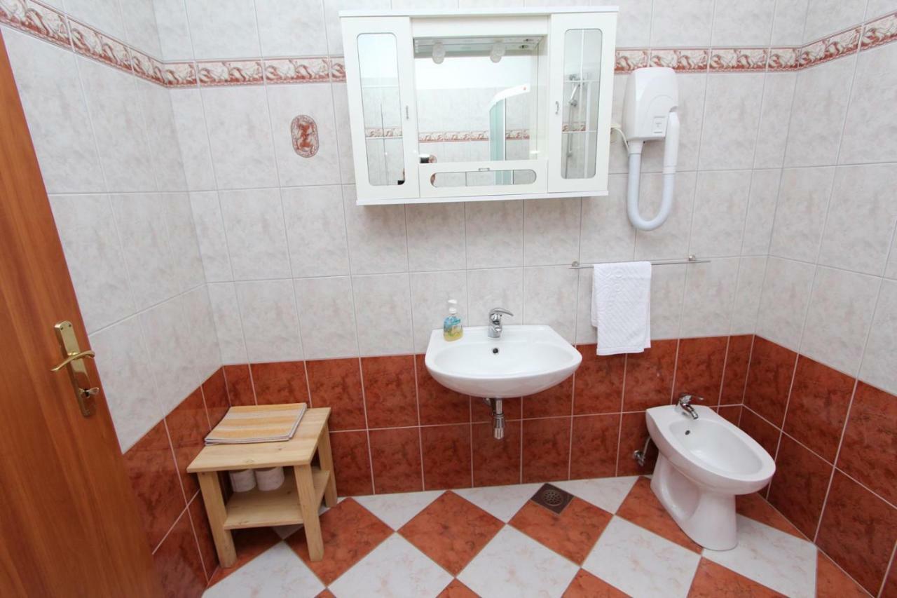 Apartments Elida Ρόβινι Εξωτερικό φωτογραφία